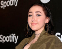 Noah Cyrus и MØ с лирик видео на новый сингл