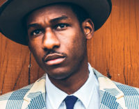 Leon Bridges с очень плохими новостями в клипе Bad Bad News