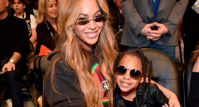 Дочь певицы Beyonce купила картину за 19 тысяч долларов