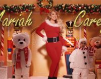 Новости музыки. Mariah Carey выпустила новый клип на свой рождественский хит «All I Want For Christmas Is You»