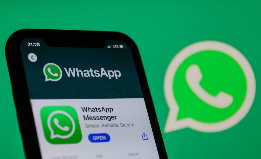 В мессенджере WhatsApp появятся «реакции»