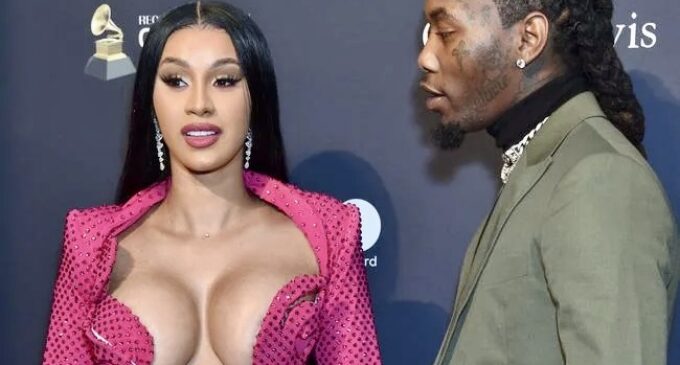 Планета шоубиз. Chrome Hearts подарил Cardi B и Offset кастомизированную коляску